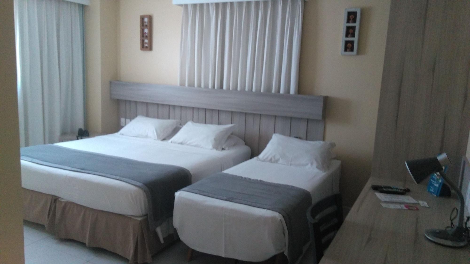 Hotel Anahi Жабуатан-дус-Гуарарапис Экстерьер фото
