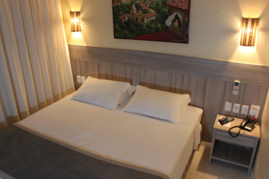 Hotel Anahi Жабуатан-дус-Гуарарапис Экстерьер фото