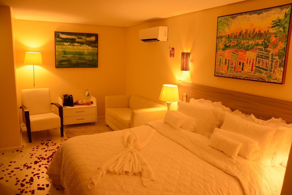 Hotel Anahi Жабуатан-дус-Гуарарапис Экстерьер фото