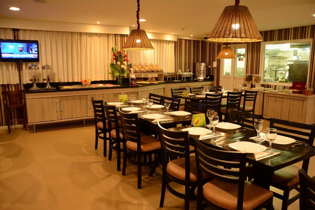 Hotel Anahi Жабуатан-дус-Гуарарапис Экстерьер фото